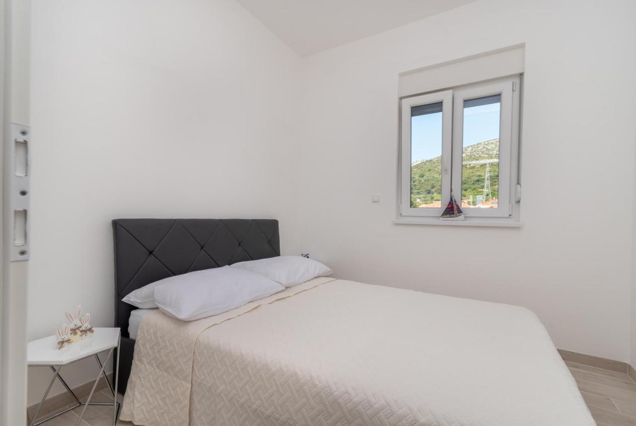 Apartman Pjer Trogir Zewnętrze zdjęcie